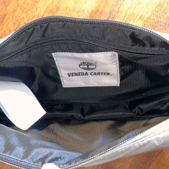Timberland  X Veneda  Carter Cross Body Bag - Picture 7 of 7